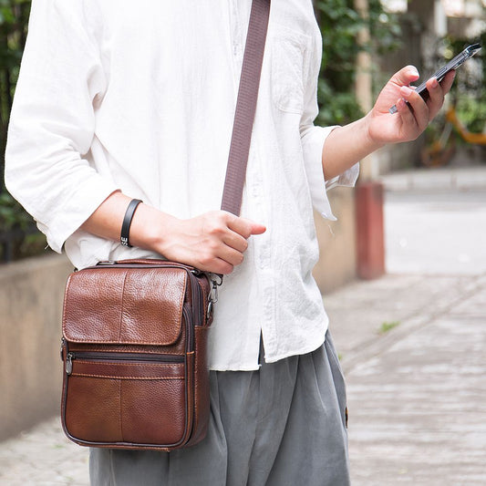 Small Leather Flap Side Bag – Sleek Crossbody Messenger for Everyday Use