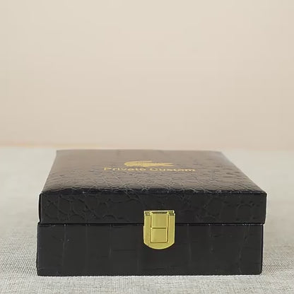 Cow Leather Bifold Wallet with Hasp Closure – Compact & Waterproof